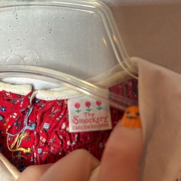 The Smockery Vintage Red Girls Dress. Size 6. - Picture 4 of 9